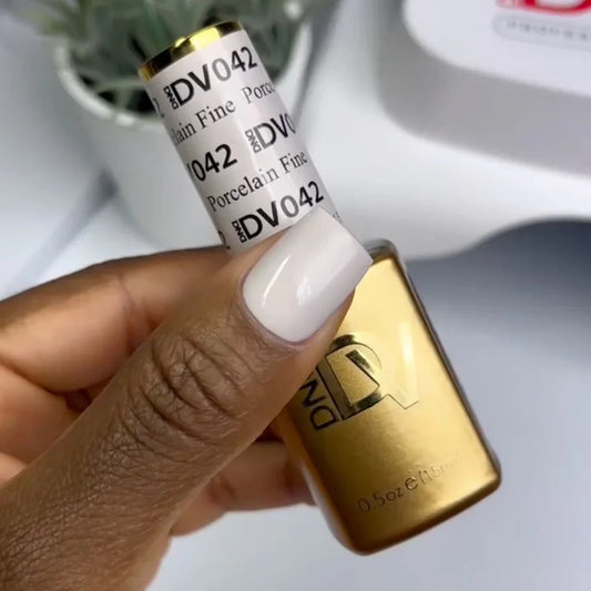 PORCELAIN FINE DIVA #042