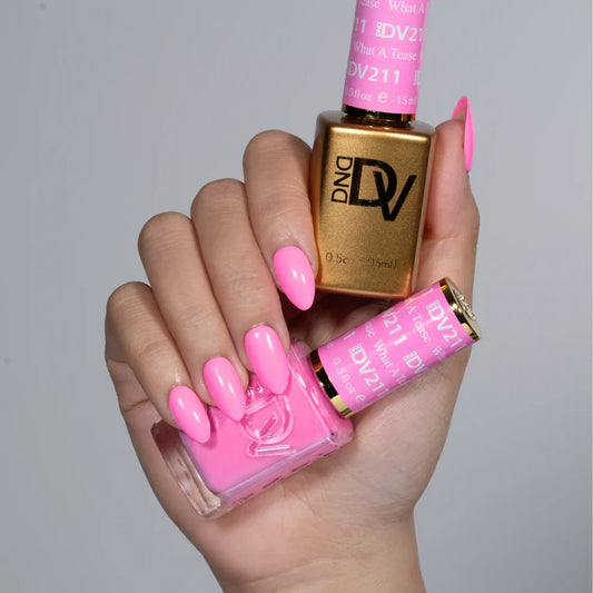 WHAT A TEASE DIVA #211