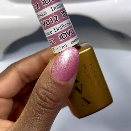 DOLLHOUSE DIVA #012