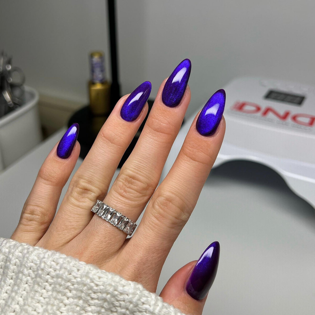 DIVA 9D #3 Cat Eye Glassball - Puma Purple