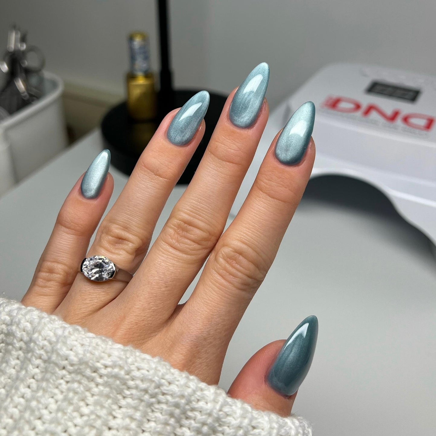 DIVA 9D #10 Cat Eye Glassball - Glass Slipper