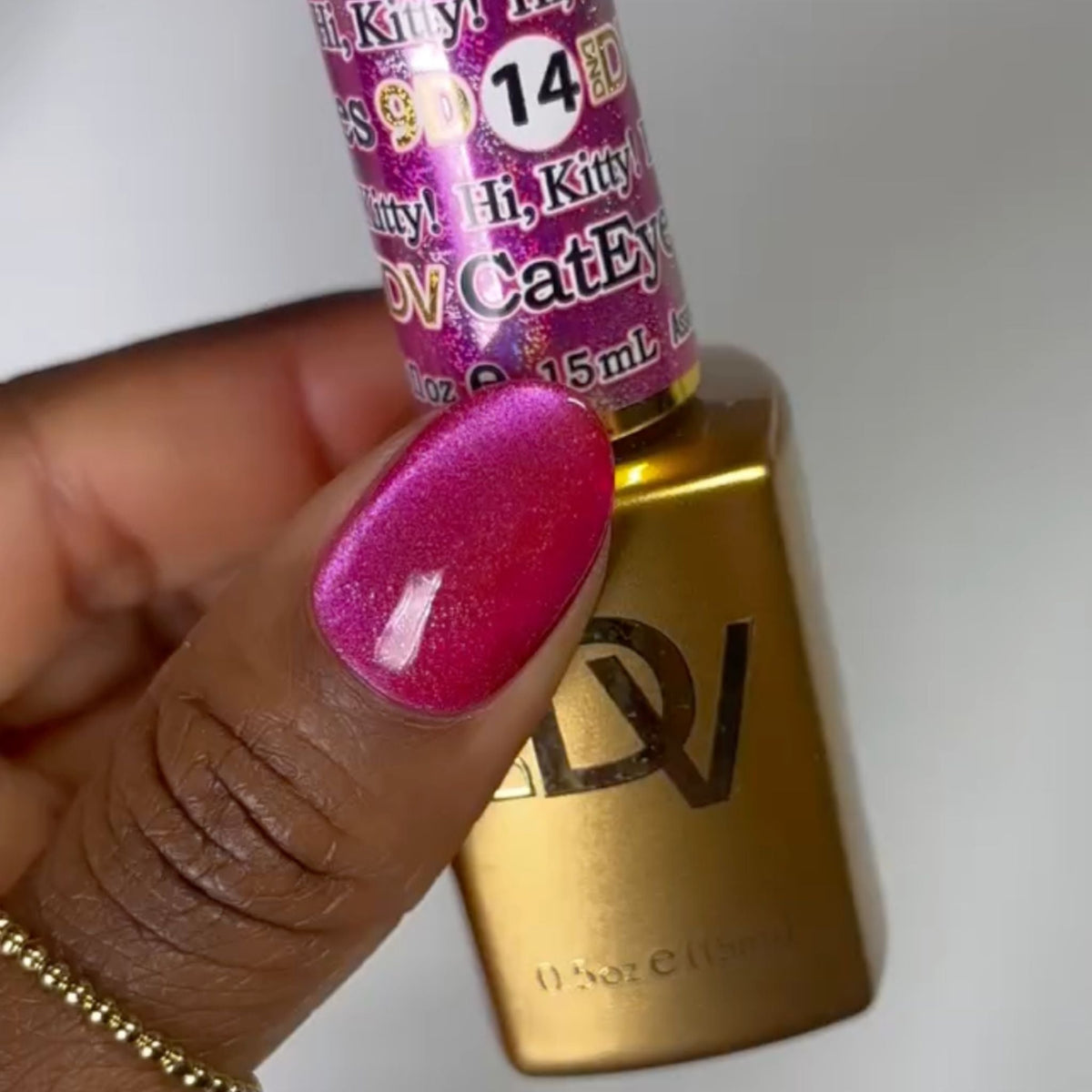 DIVA 9D #14 Cat Eye Candy - Hi, Kitty! swatch