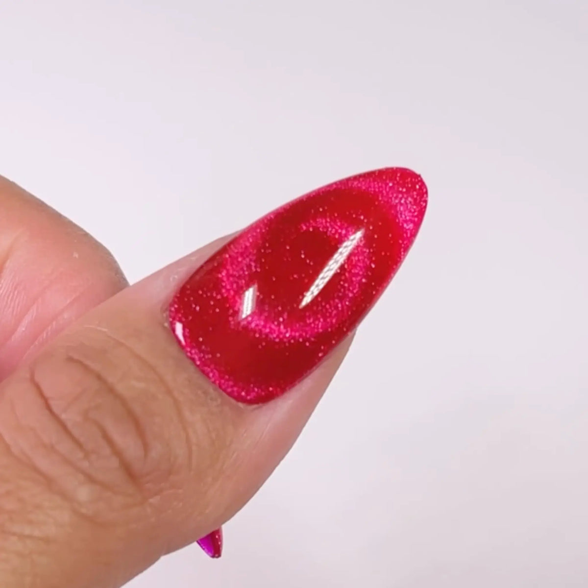 DIVA 9D #17 Cat Eye Candy - Ro-meowtic swatch