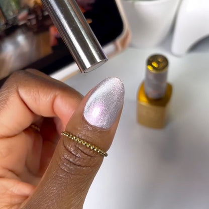 DIVA 9D #32 Cat Eye Daydream - Catty Ever After swatch
