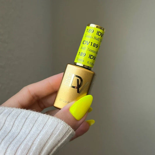 TENNIS BALL DIVA #189