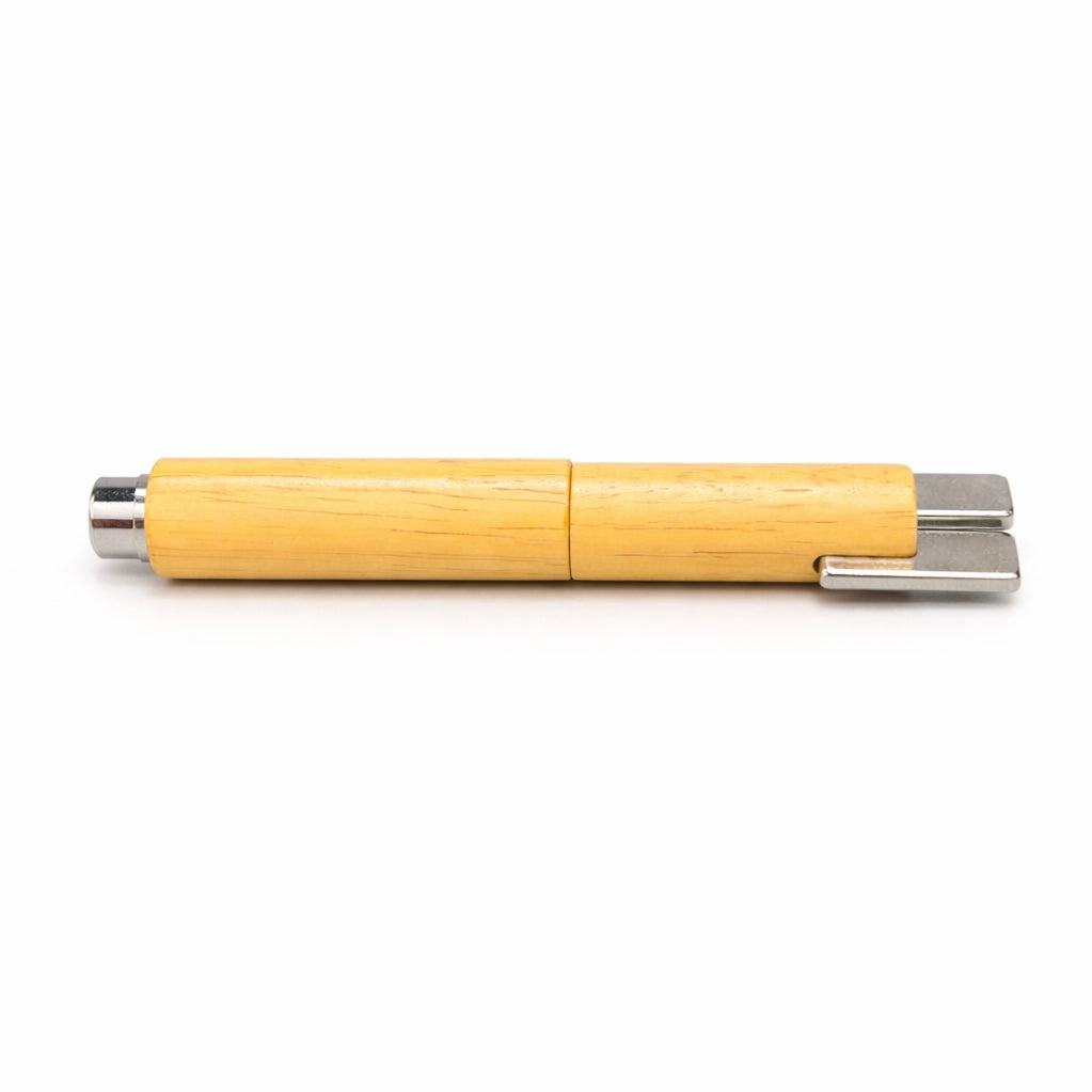 Bamboo Cat Eye Magnet Tool