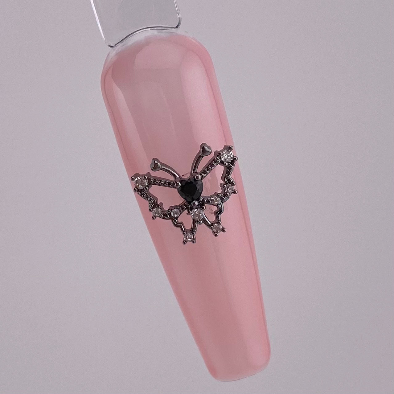 La Mariposa Negra Nail Charm