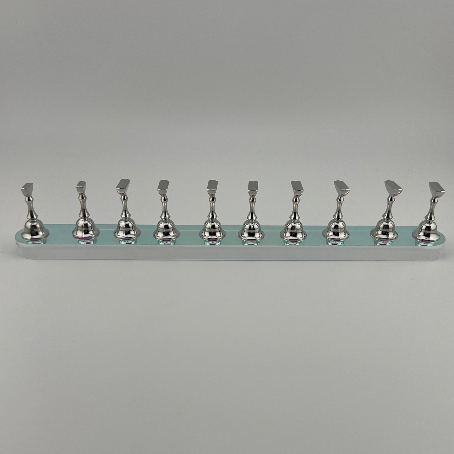 10 Nail Magnetic Stand