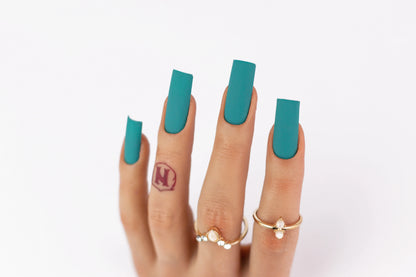 M106 I DON'T KISS & TEAL