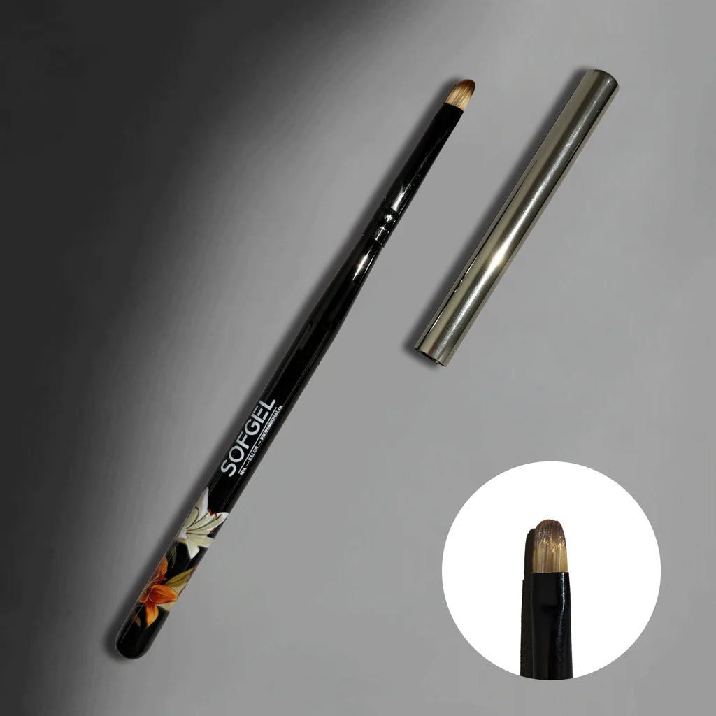 The SOFGEL PRO™ Round Brush
